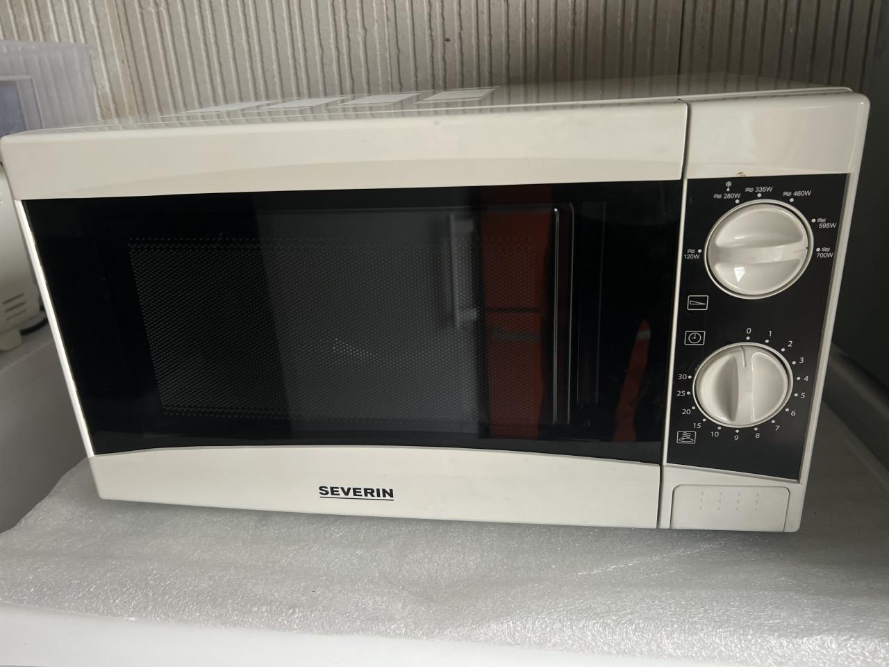 Nieuwe Magnetron met handleiding Zeer eenvoudige te bedienen