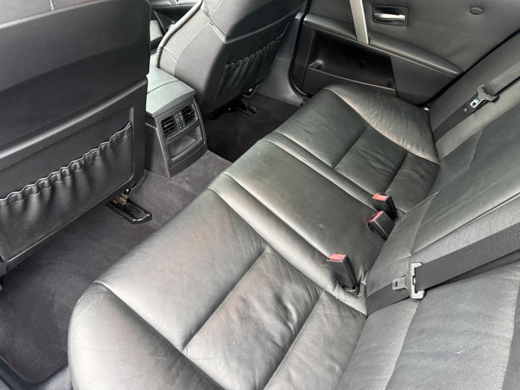 BMW 5 Serie 530i high executive sedan