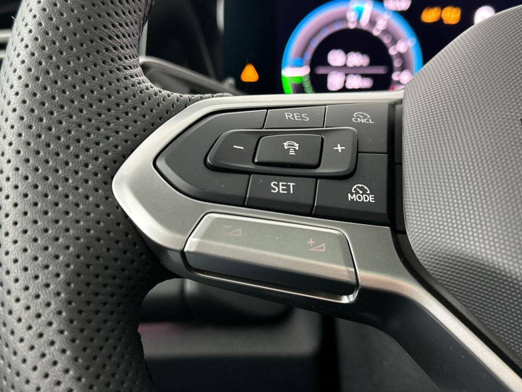 Volkswagen Tiguan r-line edition plug in hybride 204 pk black style pakket