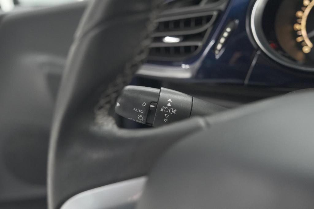 Ds Ds 3 puretech 110 so chic | camera | navigatie | parkeersensoren | clima