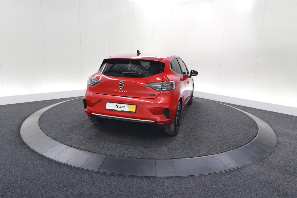 Renault Clio 1.6 e-tech full hybrid 145 techno | 360 camera | bose audio | 