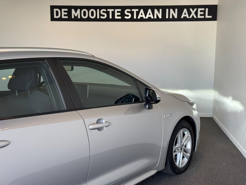 Toyota Corolla Touring Sports 1.8 hybrid dynamic