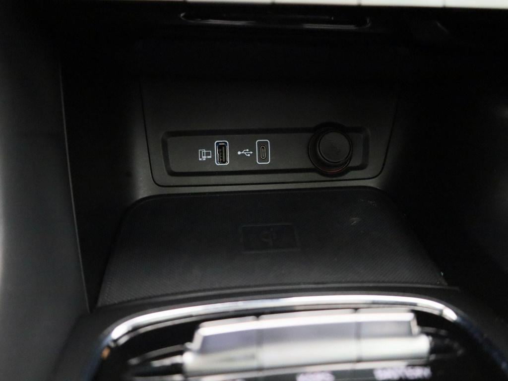 MG Zs Ev long range luxury 70 kwh | panoramadak | leder | apple carplay - a