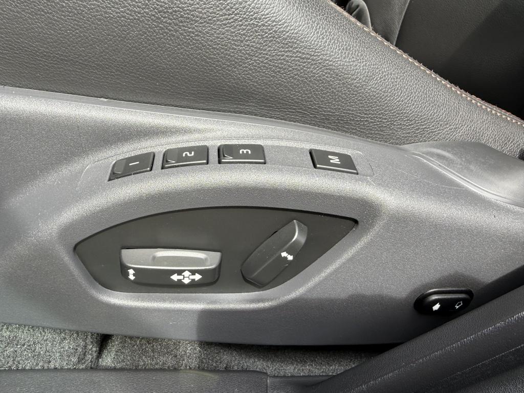 Volvo V60 cross country t5 245pk summum| opendak| trekhaak| adap.cruise| ca