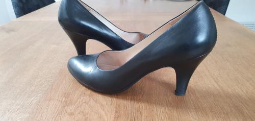 Zwarte pumps, maat 41