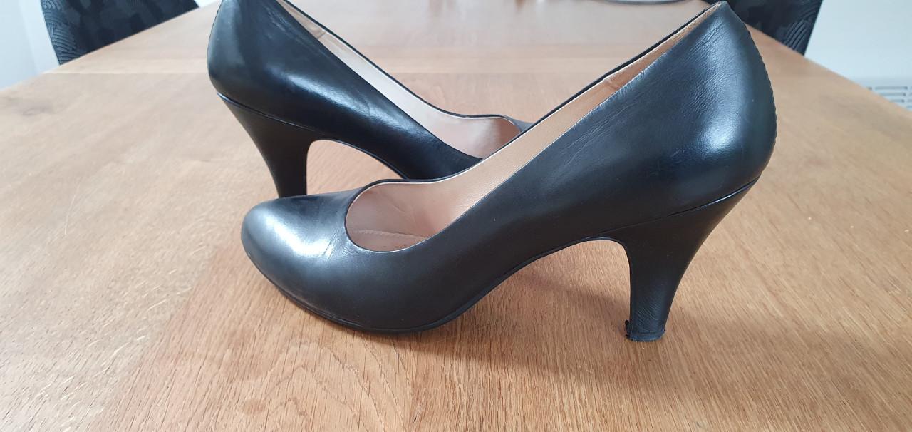 Zwarte pumps, maat 41