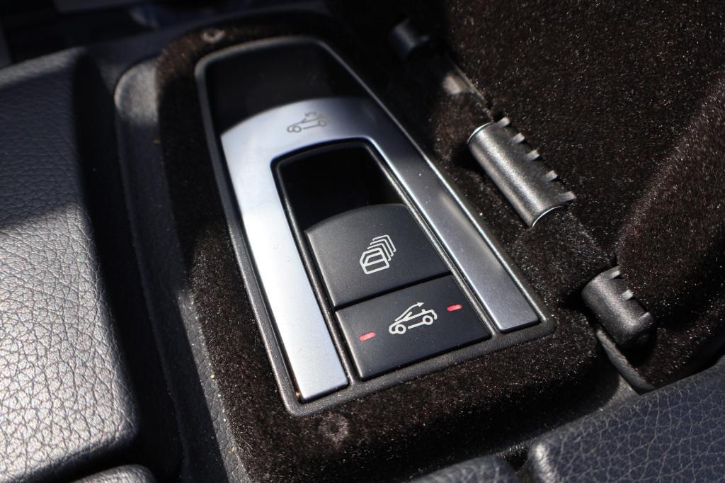 Mercedes-Benz E-Klasse cabrio 200 ambition sport edition l amg line l smart