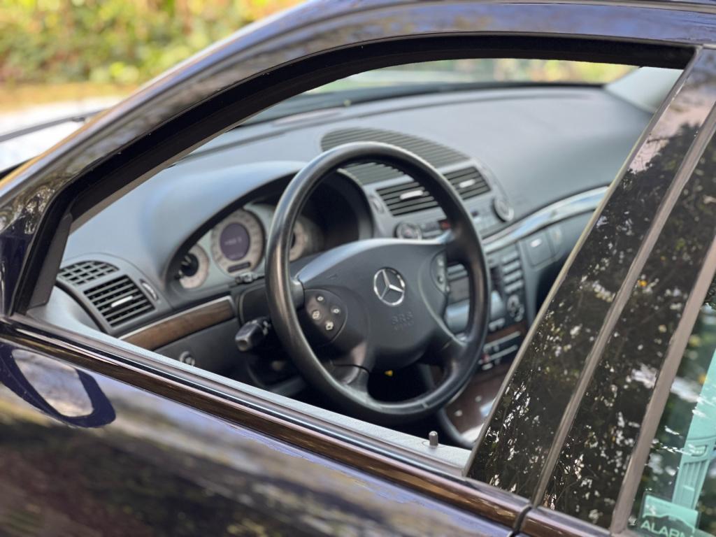 Mercedes-Benz E-Klasse 240 avantgarde