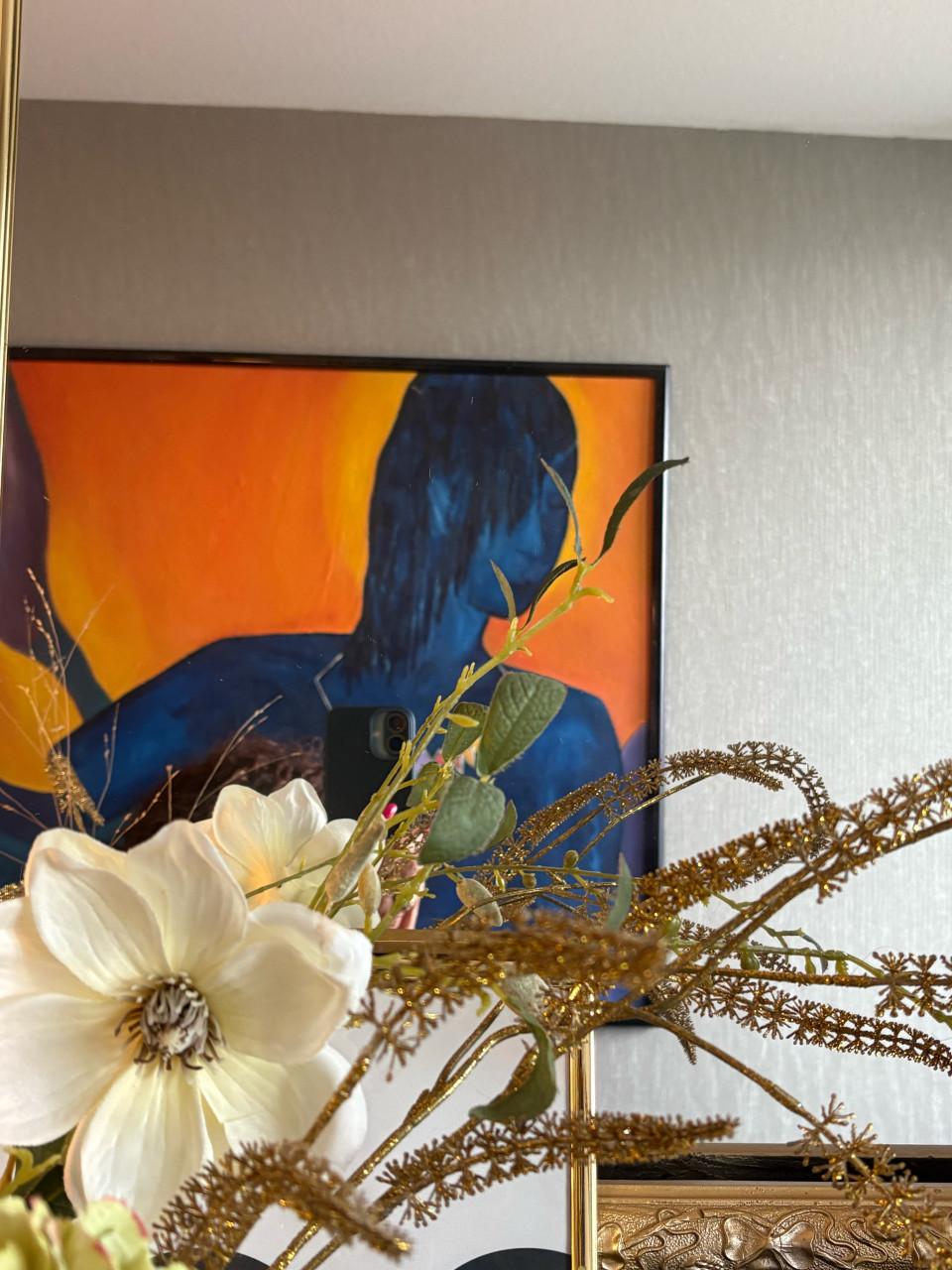 Groot schilderij op doek van vrouwelijk silhouet