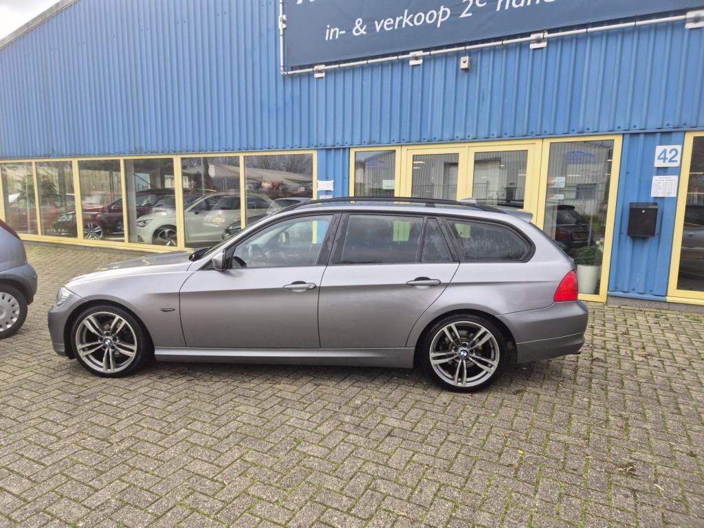 Bmw 3-SERIE 320i Business Line station bj:2009 airco-lm velgen