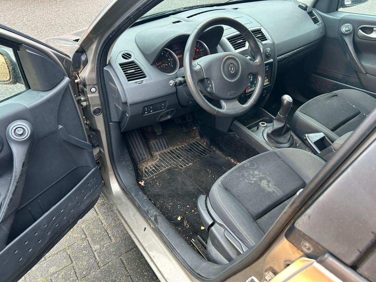 Renault Mégane 1.6-16V Business Line VEEL VOOR WEINIG!