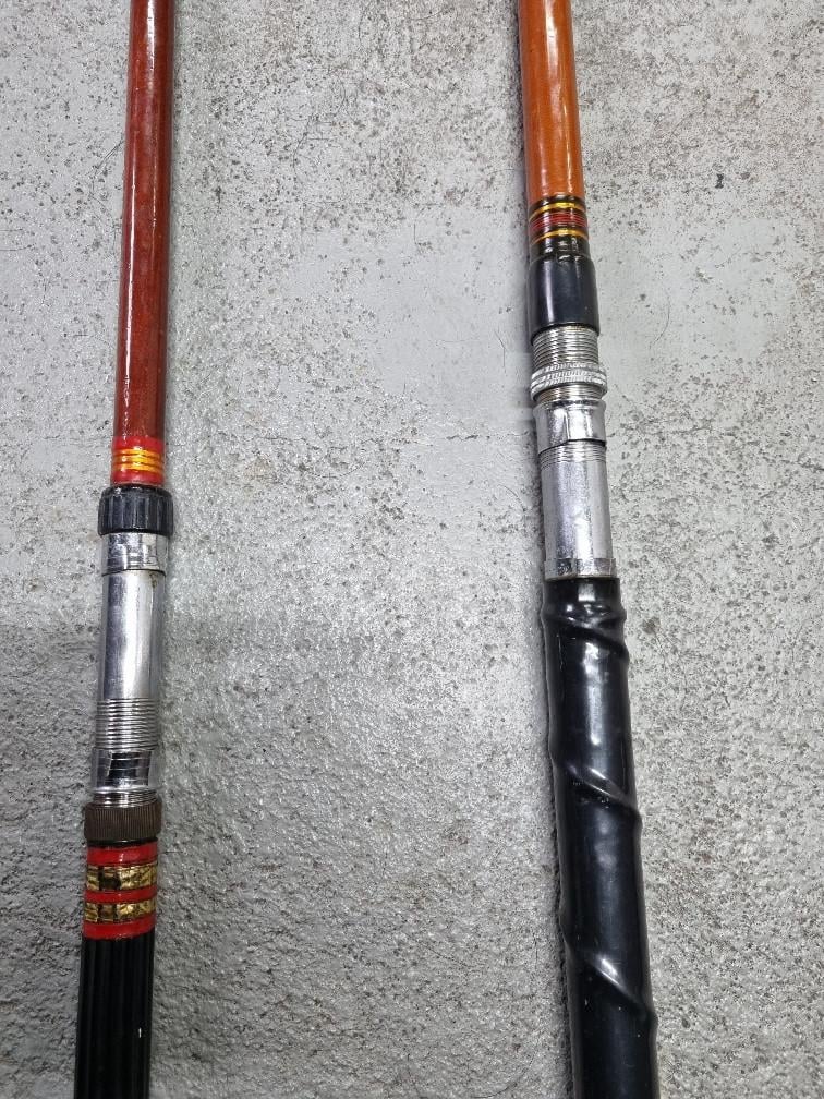 2 Vintage Neptunus Zeevis Hengels. P. de Cock Bergen op Zoom