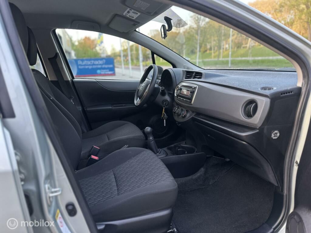 Toyota Yaris 1.0 VVT-i Aspiration Airco km66.010 Nap 5Deurs BJ2011