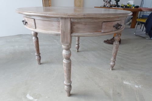 Ronde eettafel