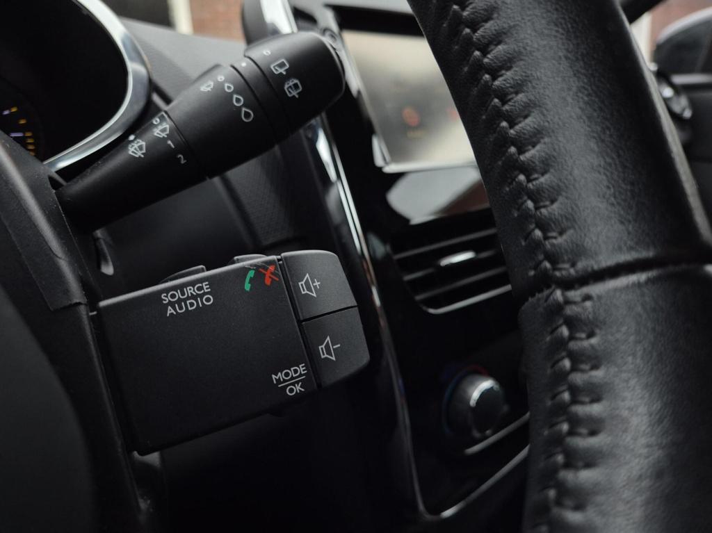 Renault Clio 0.9 tce dynamique / keyless / parkeersensoren