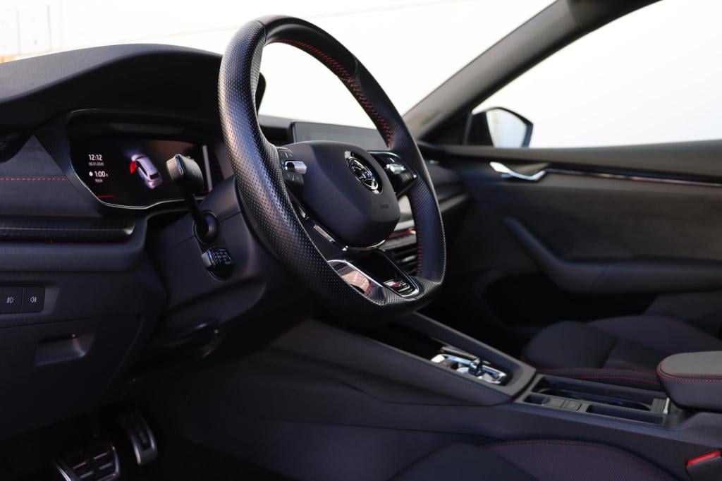 Skoda Octavia combi 2.0 tsi rs 245pk dsg7