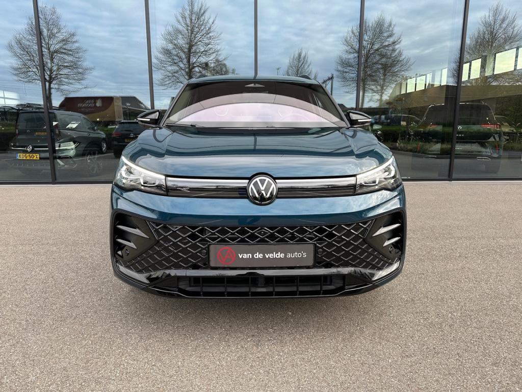 Volkswagen Tiguan 1.5 ehybrid r-line | black line | head-up | 360 camera | 