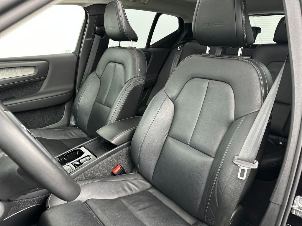 Volvo XC40 t5 262pk recharge inscription| pano| adap.cruise| leder| camera|