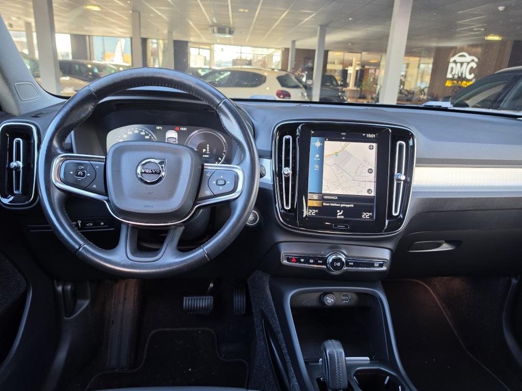 Volvo XC40 t5 inscription expression recharge plug-in hybrid 360° camera | 