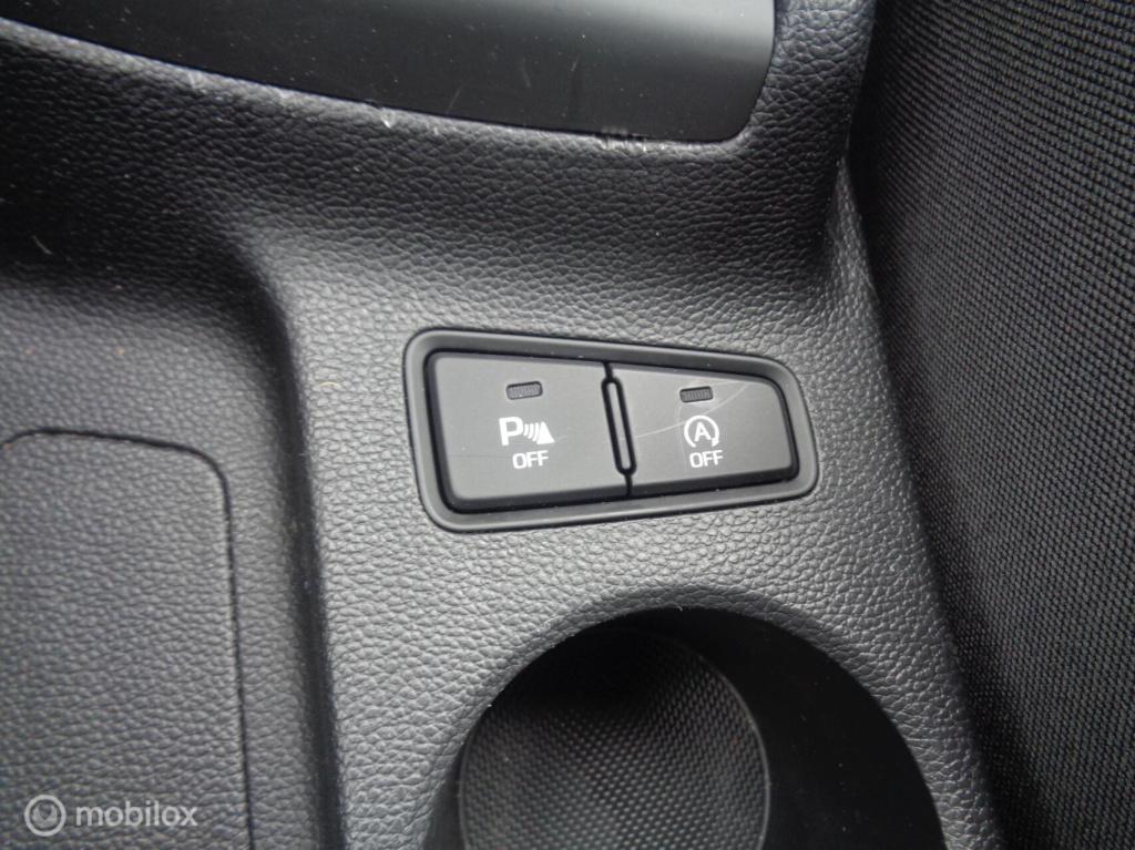 Hyundai I 20 1.0 t-gdi comfort/airco/camera/pdc/1st eig/lm velgen/slechts 8