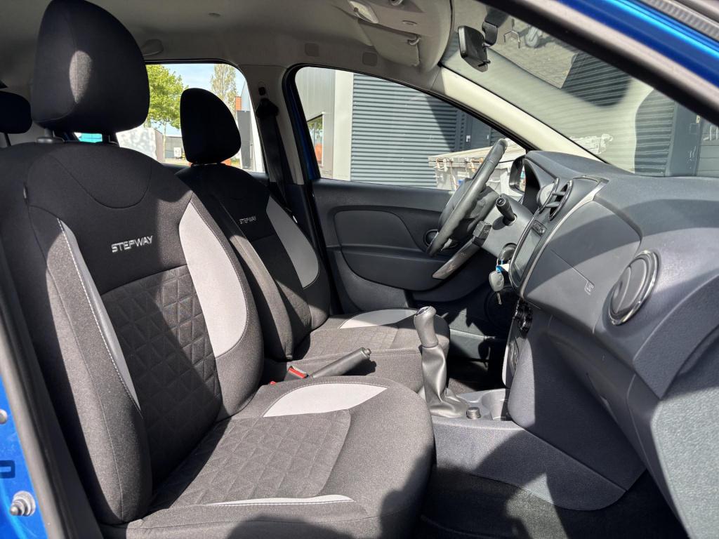 Dacia Sandero Stepway 0.9 tce s&s lauréate nl-auto, 1e eigenaar!