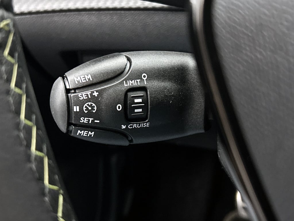 Peugeot 208 100 pk gt | rijklaar |