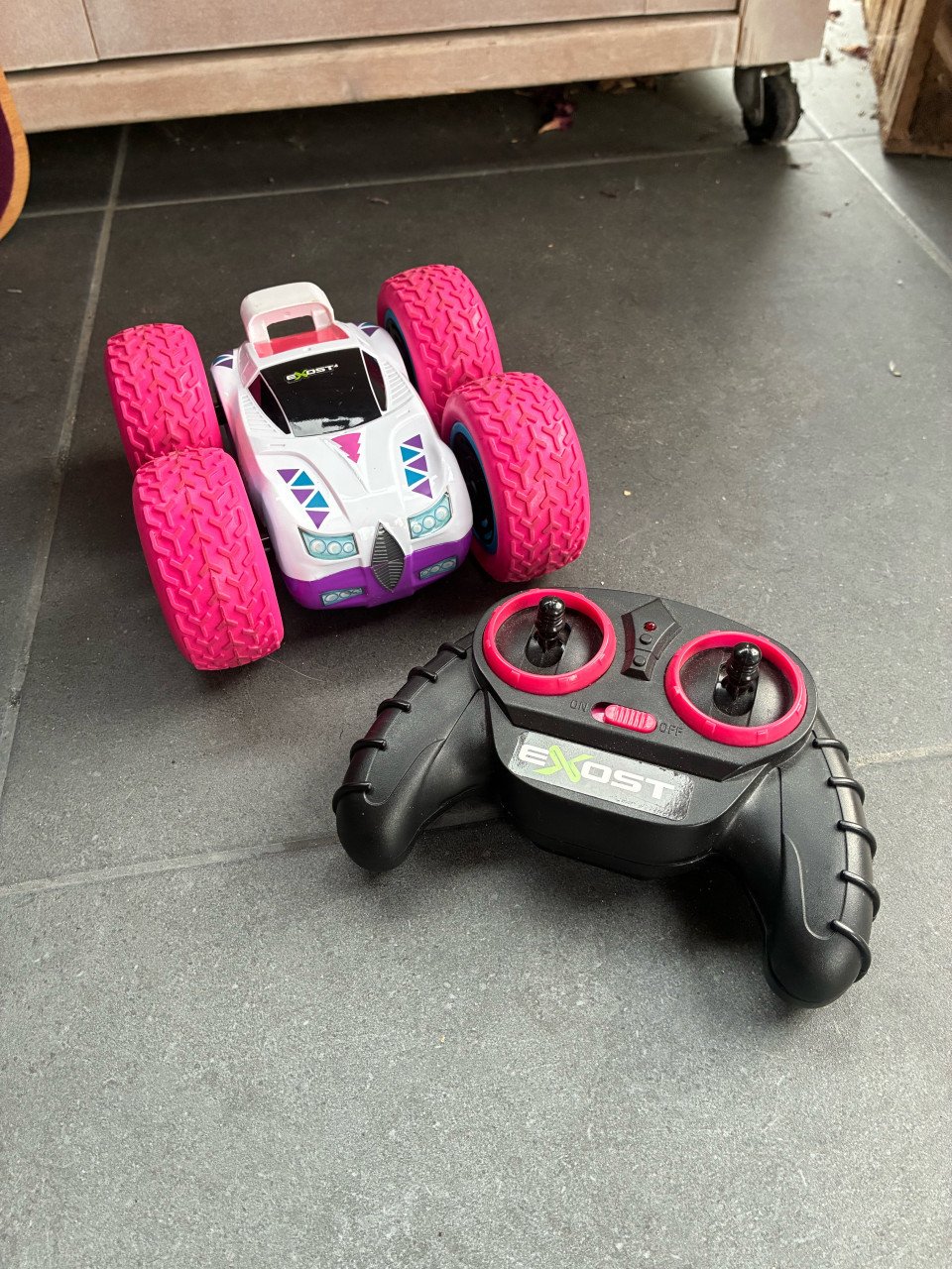 Bestuurbare race auto