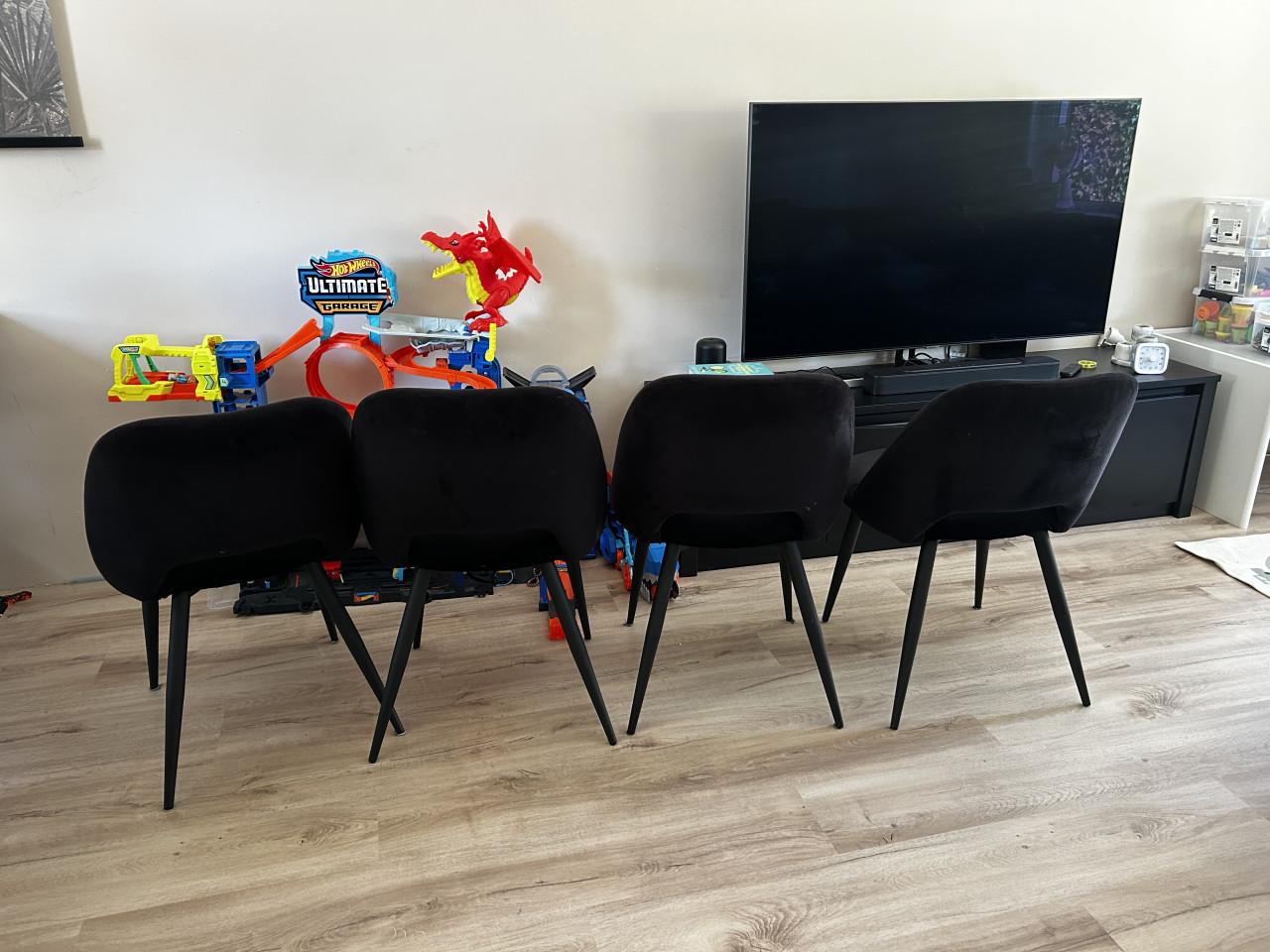 4 eetkamerstoelen