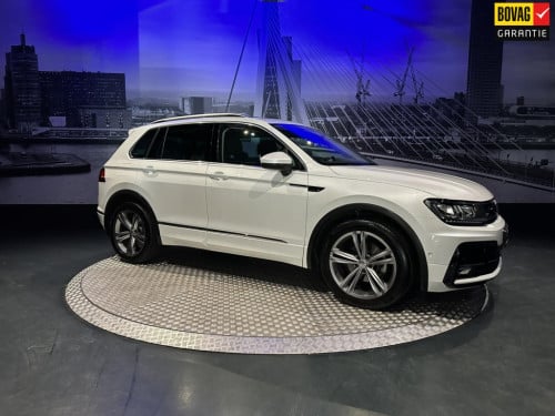 Volkswagen Tiguan 1.5 tsi act highline business r-line *topcomfortstoelen*p