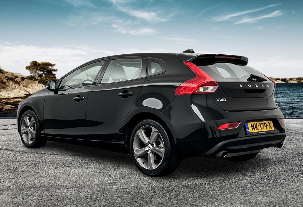 Volvo V40 t3 153pk nordic+ standkachel| navi| cruise| climate| oncall| 17''