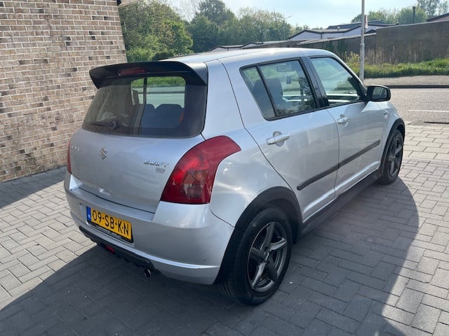 Suzuki Swift 1.5 Exclusive Airco