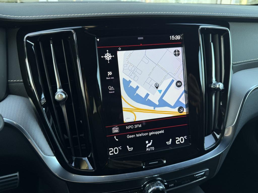 Volvo V60 t6 340pk recharge r-design| panodak| adap.cruise| trekhaak| 360c