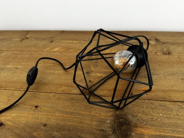 Stijlvolle, decoratieve, industriële tafellamp EGLO Tarbes – warm LED licht