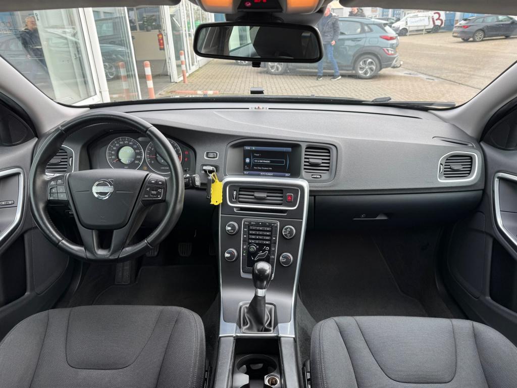Volvo V60 1.6 t4 kinetic
