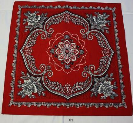 Zakdoek, bandana, mouchoir, foulard €.5,00 p.st. Nr.01 met bloemmotief,