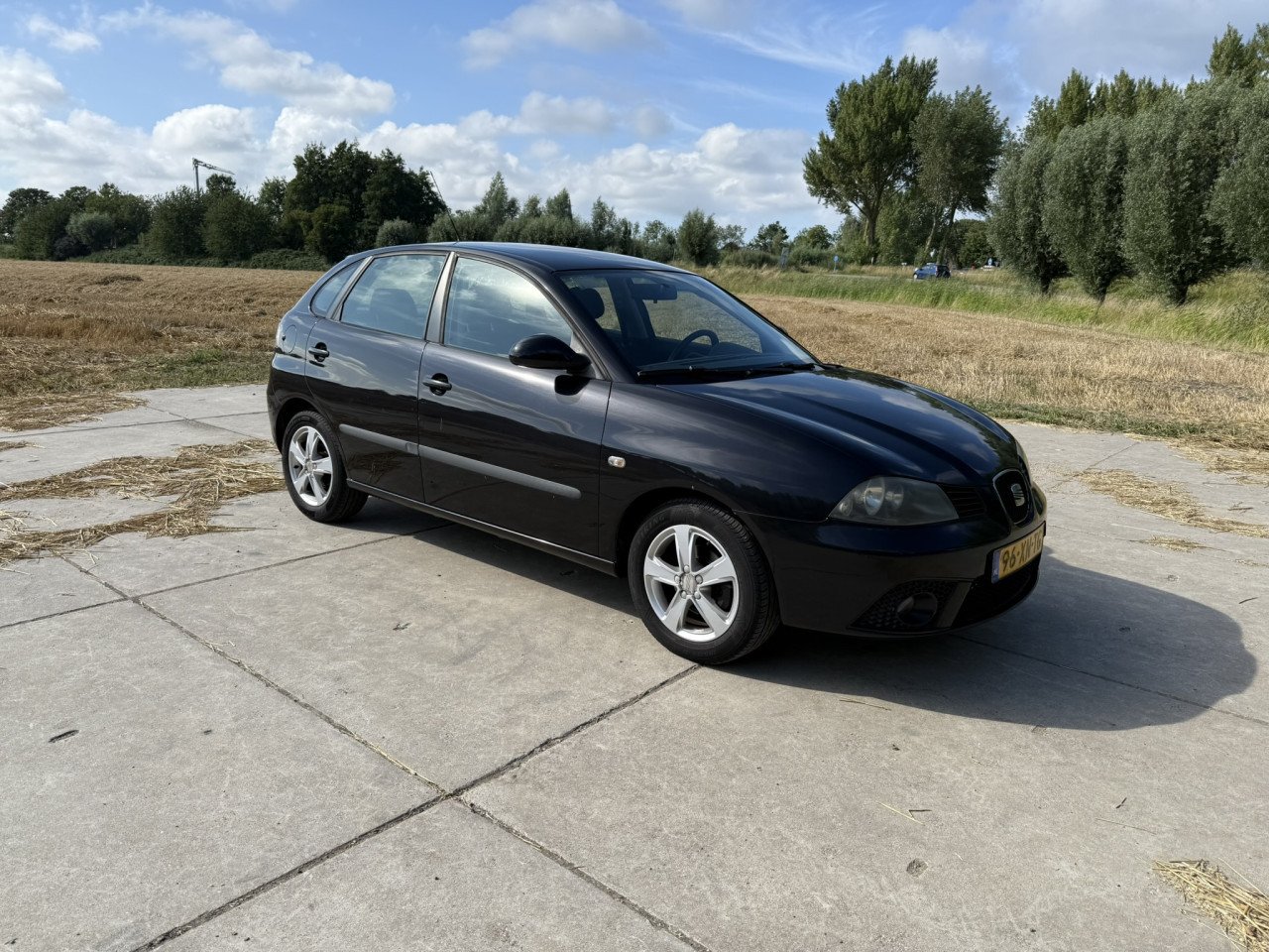Seat Ibiza 1.6 77KW 5DRS 2007 Zwart - APK t/m 27 juli 2026