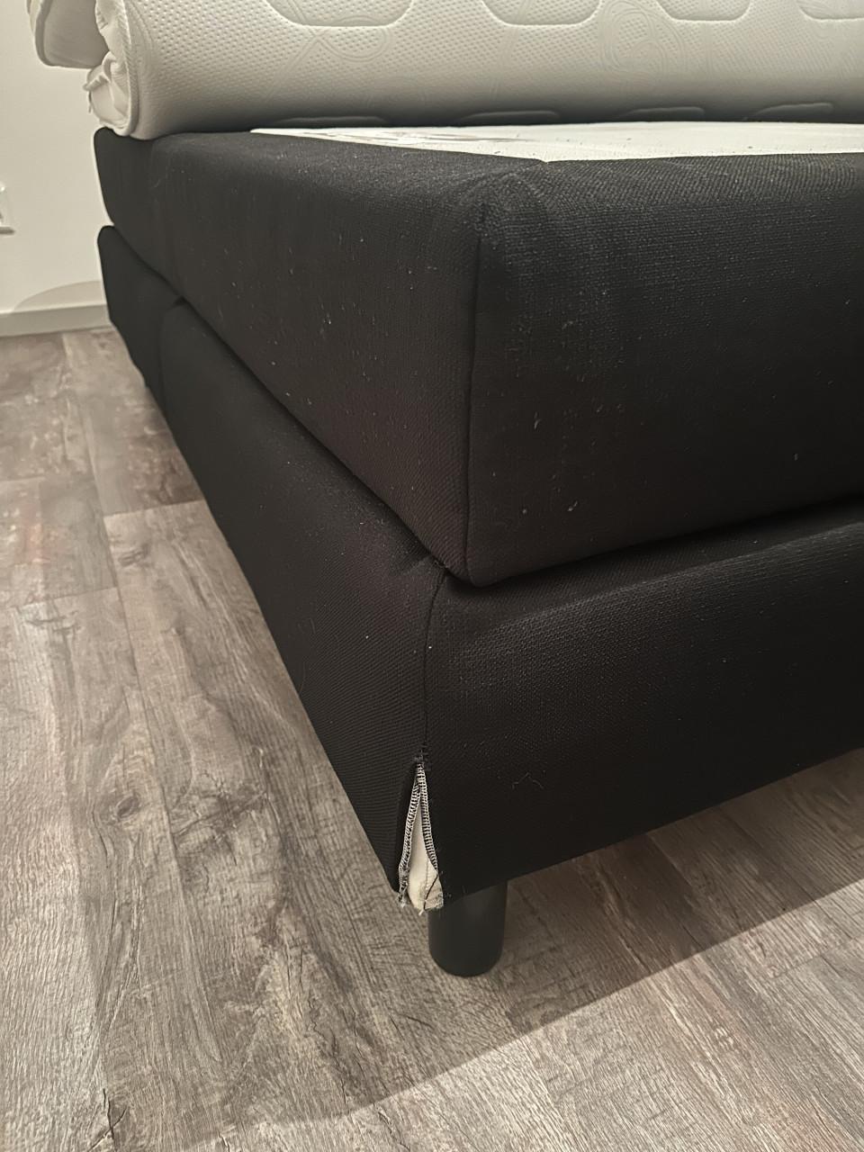 Boxspring zwart 180x200 met norma matrassen