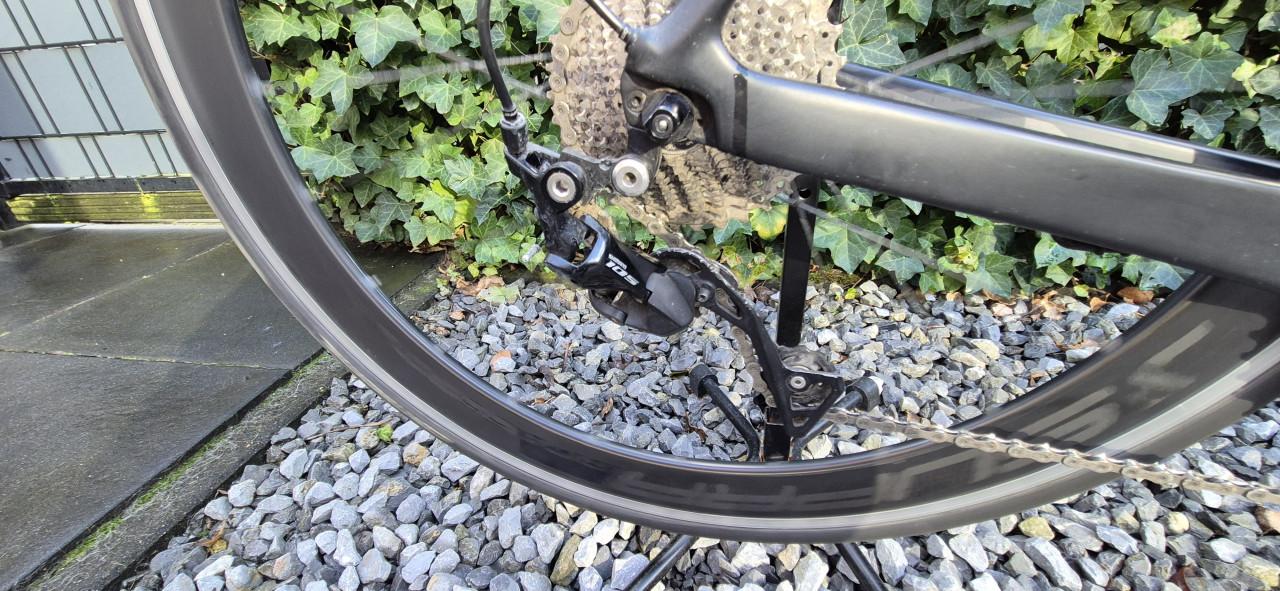 SENSA GULIO AERO CARBON.