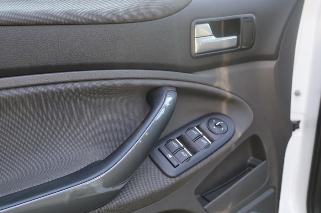 Ford Kuga 2.5 20v titanium|trekhaak|12 maanden bovag garantie|volledig rij