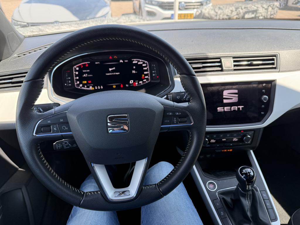 Seat Arona 1.0 tsi xcellence business intense