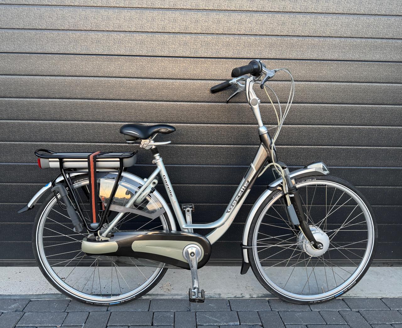 Prachtige Gazelle Orange | 49CM | Gouden Accu