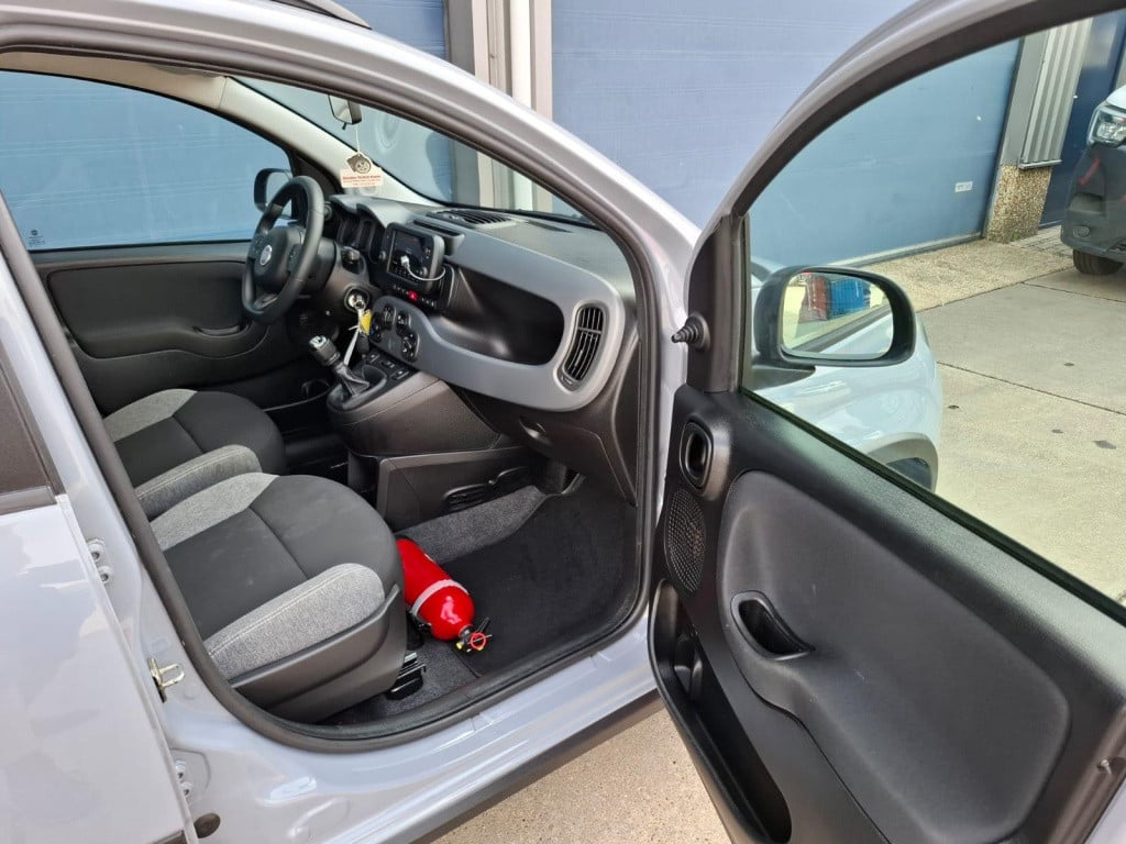 Fiat Panda 1.0 hybrid city life airco / cruise controle / n.a.p / benzine