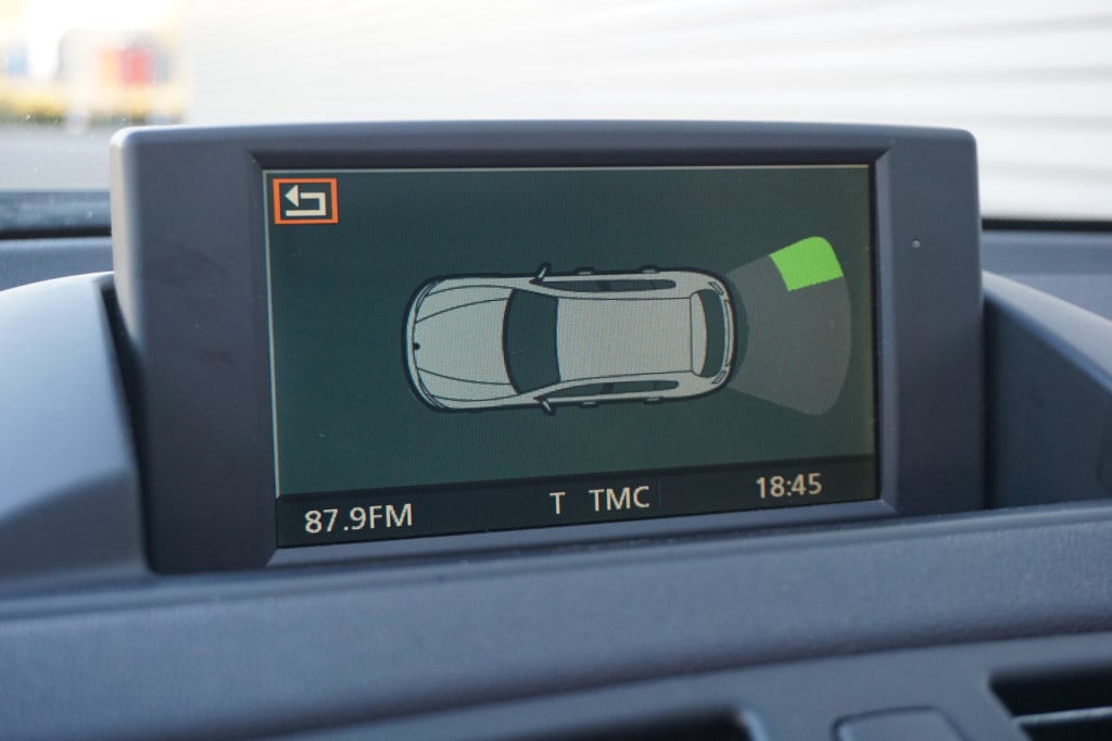 BMW 1 Serie 120i executive automaat - climate / navi / pano / cruise / park