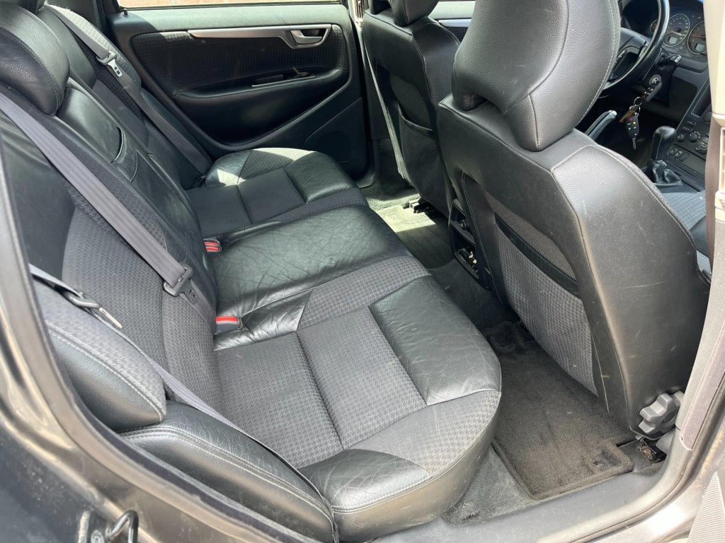 Volvo V70 2.4 comfort line | trekhaak | youngtimer