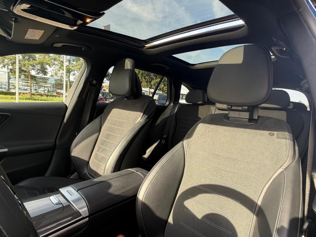 Mercedes-Benz C-Klasse estate 300 e amg line l panoramadak l led l mbux l d