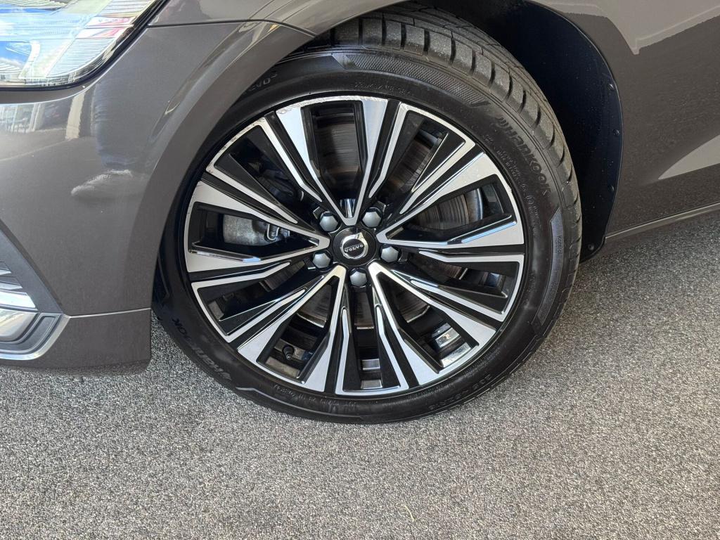 Volvo V60 2.0 t6 recharge awd inscription expression