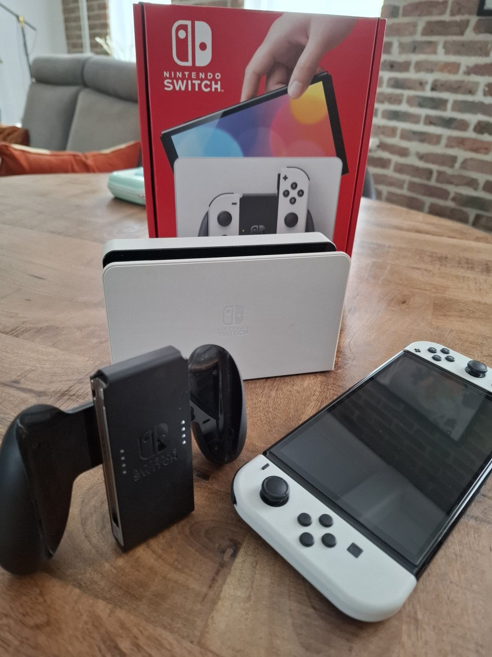 Nintendo Switch Oled + case
