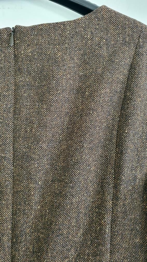 RENA LANGE: Nieuw klassiek bruine tweed jurkje maat 40 € 1.140,–
