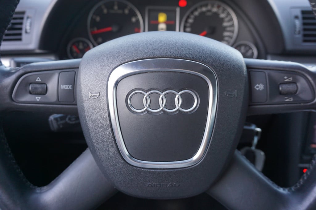 Audi A4 avant 3.2 fsi quattro pro line airco / cruise / navi / trekhaak / p