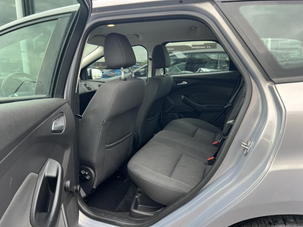 Ford Focus 1.0 ecoboost 100pk edition , trekhaak , voorruitverwarming